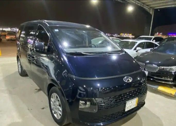 Подержанный Hyundai Staria, 3.5 л, 2022 в Саудовская Аравия, Эр-Рияд от Fal Al Khair فال الخير Синий цвет. Other | AUTO.AE | Объявление #258496