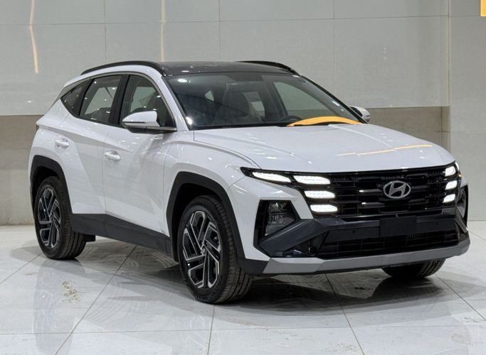 New Hyundai Tucson IV (NX4) Facelift, 1.6 l, 2025 in Saudi Arabia, Riyadh by Al Imtiaz Cars شركة الامتياز للسيارات, White color. GCC Specs | AUTO.AE | Listing #257907