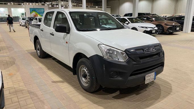 مستعملة Isuzu D-Max ثالثاً, 2.5 l, 2022 في في المملكة العربية السعودية, الرياض من Atehad AlRaiy معرض اتحاد الراي للسيارات، اللون أبيض.  | AUTO.AE | إعلان #250611