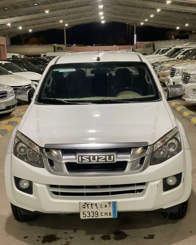 مستعملة Isuzu D-Max ثانياً, 2.5 l, 2013 في في المملكة العربية السعودية, الرياض من Fal Al Khair فال الخير، اللون أبيض. أخرى | AUTO.AE | إعلان #259566