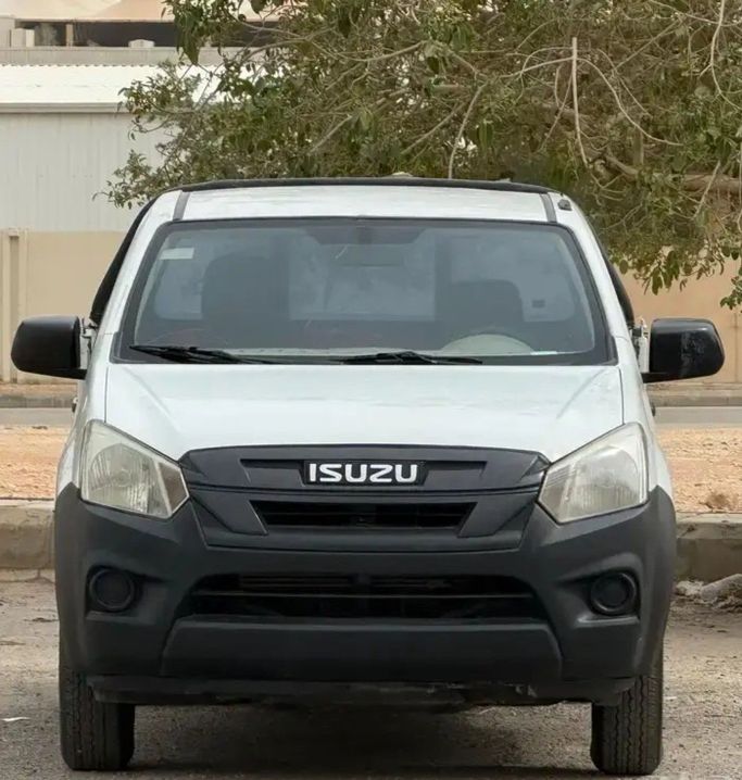 مستعملة Isuzu D-Max ثالثاً, 1.9 l, 2019 في في المملكة العربية السعودية, الرياض من Sumou Al Markabat 2 معرض سمو المركبات، اللون أبيض.  | AUTO.AE | إعلان #259770
