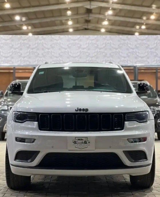Подержанный Jeep Grand Cherokee IV (WK2) Рестайлинг, 3.6 л, 2019 в Саудовская Аравия, Эр-Рияд от First Top One Cars معرض فيرست توب ون للسيارات Белый цвет.  | AUTO.AE | Объявление #260542