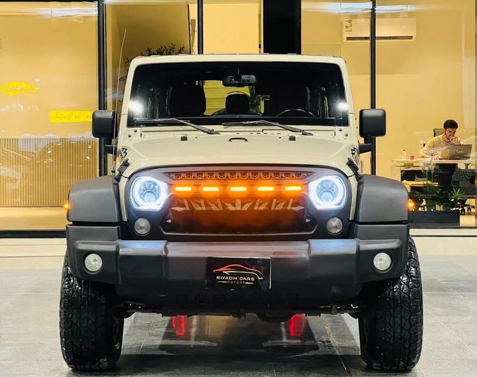Подержанный Jeep Wrangler III (JK), 3.6 л, 2017 в Саудовская Аравия, Эр-Рияд от Riyadh Cars معرض الرياض للسيارات Светло-коричневый цвет. GCC | AUTO.AE | Объявление #257701