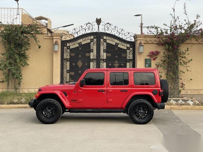Used Jeep Wrangler IV (JL) Facelift, 3.6 l, 2024 in Saudi Arabia, Riyadh by Sharyan Al Asimah معرض شريان العاصمة للسيارات, Red color.  | AUTO.AE | Listing #263478