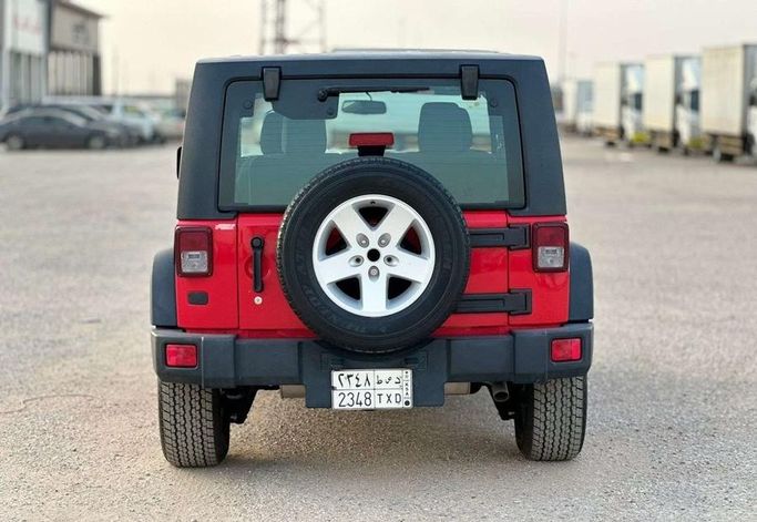 مستعملة Jeep Wrangler III (JK)، 3.6 لتر، 2018 في المملكة العربية السعودية، الرياض من Al Shukh شركة معرض الشيوخ للسيارات، اللون أحمر.  | AUTO.AE | إعلان #296235 — صورة 7 من 11
