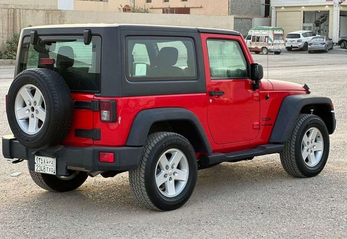 مستعملة Jeep Wrangler III (JK)، 3.6 لتر، 2018 في المملكة العربية السعودية، الرياض من Al Shukh شركة معرض الشيوخ للسيارات، اللون أحمر.  | AUTO.AE | إعلان #296235 — صورة 8 من 11