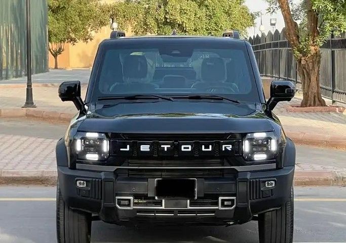 مستعملة Jetour T2, 2.0 l, 2026 في في المملكة العربية السعودية, الرياض من Sumou Al Markabat معرض سمو المركبات، اللون أسود.  | AUTO.AE | إعلان #259471