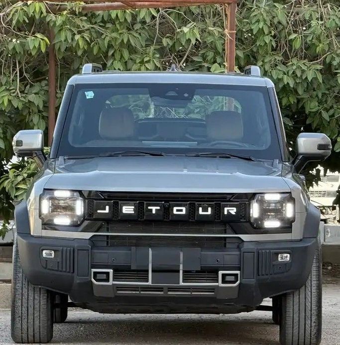 مستعملة Jetour T2, 2.0 l, 2025 في في المملكة العربية السعودية, الرياض من Sumou Al Markabat 2 معرض سمو المركبات، اللون رمادي.  | AUTO.AE | إعلان #259673