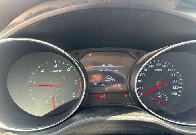 مستعملة Kia Carnival ثالثاً، 2.2 لتر، 2019 في المملكة العربية السعودية، الرياض من Al Shukh شركة معرض الشيوخ للسيارات، اللون رمادي.  | AUTO.AE | إعلان #296195 — صورة 8 من 15