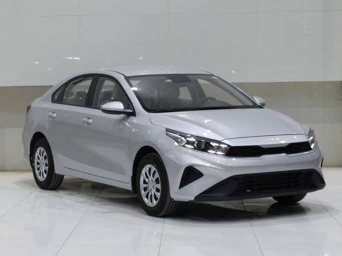 جديدة Kia Cerato فيس ليفت IV, 1.6 l, 2024 في في المملكة العربية السعودية, الرياض من Al Imtiaz Cars شركة الامتياز للسيارات، اللون فضي. مواصفات الخليج | AUTO.AE | إعلان #258029