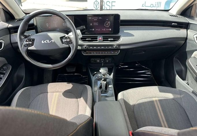Used Kia K3 II (BD FL), 1.6 l, 2023 in Saudi Arabia, Riyadh by Al Shukh شركة معرض الشيوخ للسيارات, Silver color.  | AUTO.AE | Listing #296224 — photo 14 of 14