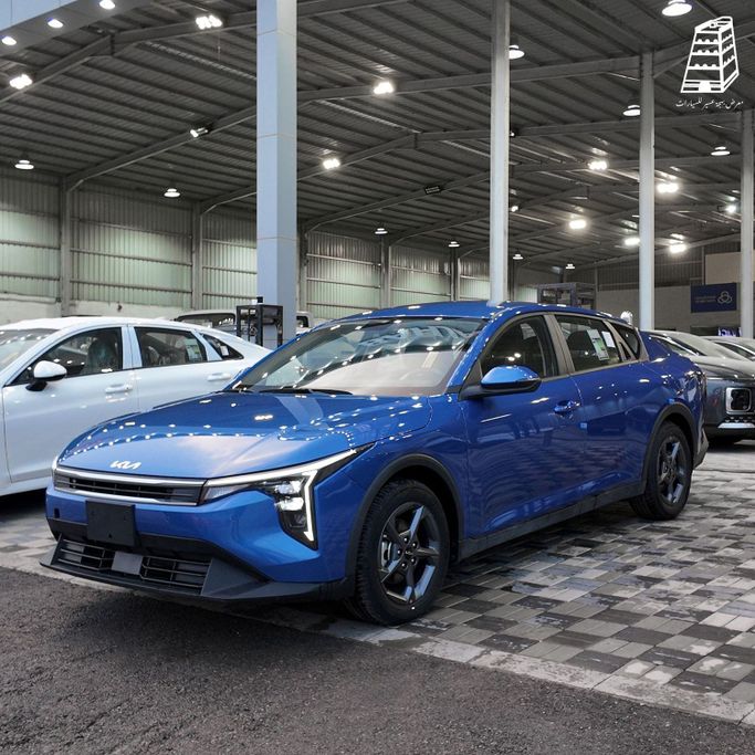 Новый Kia K4, 1.6 л, 2026 в Саудовская Аравия, Эр-Рияд от Bahjat Aseer Auto Exhibition معرض بهجة عسير للسيارات Черный цвет.  | AUTO.AE | Объявление #252576