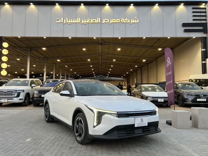 جديدة Kia K4, 2.0 l, 2026 في في المملكة العربية السعودية, الرياض من Al Sughayyir Cars الصغير للسيارات، اللون أبيض. مواصفات الخليج | AUTO.AE | إعلان #254687