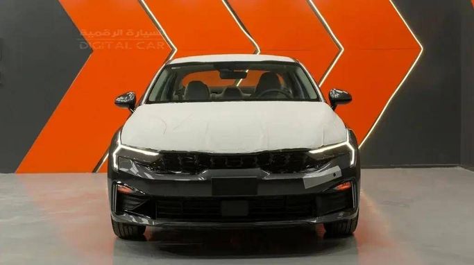 جديدة Kia K5 ثالثاً فيس ليفت, 2.5 l, 2026 في في المملكة العربية السعودية, الرياض من Digital Car السيارة الرقمية، اللون أسود. أخرى | AUTO.AE | إعلان #251014