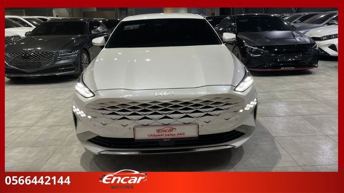 Used Kia K8 I, 2.5 l, 2024 in Saudi Arabia, Riyadh by معرض إنكار موتورز للسيارات Encar Motors, White color. Korean Specs | AUTO.AE | Listing #264230