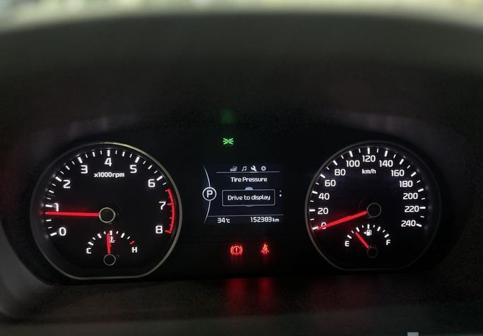 Used Kia Mohave I Facelift, 3.8 l, 2018 in Saudi Arabia, Riyadh by Fakhamat Najd معرض فخامة نجد للسيارات, White color. GCC Specs | AUTO.AE | Listing #295477 — photo 14 of 15