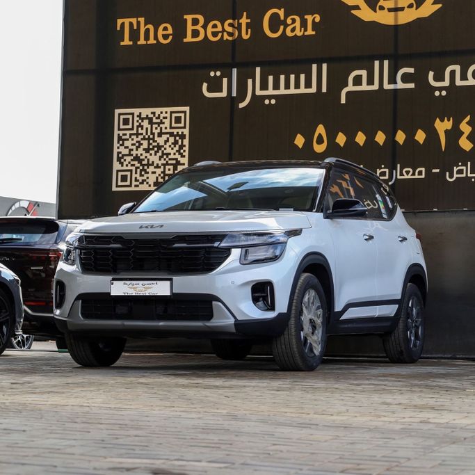 Новый Kia Seltos I Рестайлинг, 1.6 л, 2025 в Саудовская Аравия, Эр-Рияд от The best car احسن سيارة Белый цвет.  | AUTO.AE | Объявление #246384