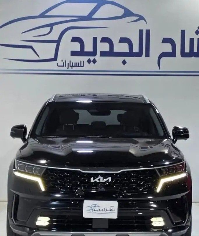 Подержанный Kia Sorento IV, 3.5 л, 2022 в Саудовская Аравия, Эр-Рияд от Al Wishah Cars معرض الوشاح للسيارات Черный цвет. GCC | AUTO.AE | Объявление #259850