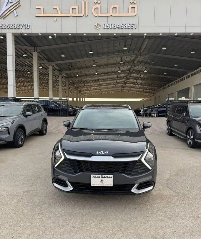 Used Kia Sportage V, 2.0 l, 2023 in Saudi Arabia, Riyadh by Qimmat Al Majd  معرض قمة المجد للسيارات, Black color.  | AUTO.AE | Listing #251961