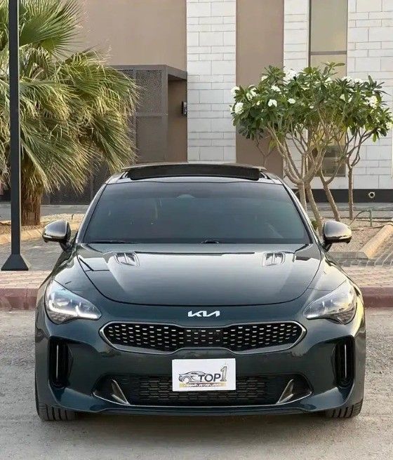 Подержанный Kia Stinger I Рестайлинг, 3.3 л, 2023 в Саудовская Аравия, Эр-Рияд от First Top One Cars معرض فيرست توب ون للسيارات Зеленый цвет.  | AUTO.AE | Объявление #260529
