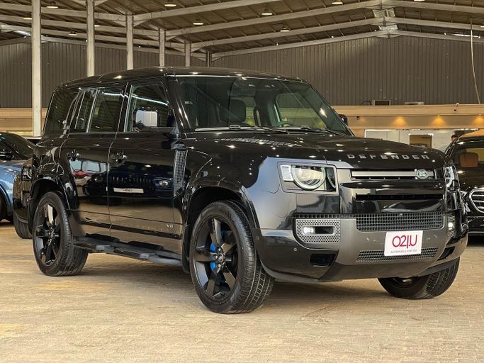 مستعملة Land Rover Defender 110 ثانياً, 5.0 l, 2022 في في المملكة العربية السعودية, الرياض من Automobile For You، اللون أسود. أخرى | AUTO.AE | إعلان #246747