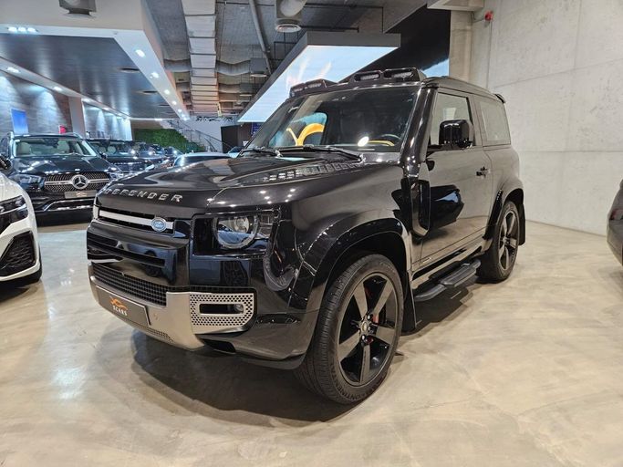 Подержанный Land Rover Defender 90 II, 5.0 л, 2022 в Саудовская Аравия, Эр-Рияд от X Cars Черный цвет. GCC | AUTO.AE | Объявление #255333