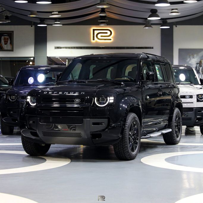 جديدة Land Rover Defender 110 ثانياً, 2.0 l, 2026 في في المملكة العربية السعودية, الرياض من Platinum Car، اللون أسود. مواصفات الخليج | AUTO.AE | إعلان #255449