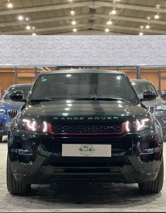 مستعملة Land Rover Range Rover Evoque P290 أنا فيس ليفت, 2.0 l, 2015 في في المملكة العربية السعودية, الرياض من First Top One Cars معرض فيرست توب ون للسيارات، اللون أخضر.  | AUTO.AE | إعلان #261319