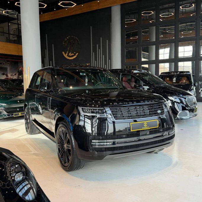 Новый Land Rover Range Rover P360 MHEV V, 3.0 л, 2025 в Саудовская Аравия, Эр-Рияд от Eleven car Черный цвет. GCC | AUTO.AE