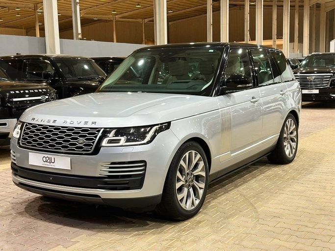 مستعملة Land Rover Range Rover P340 فيس ليفت IV, 3.0 l, 2018 في في المملكة العربية السعودية, الرياض من Automobile For You، اللون فضي. أخرى | AUTO.AE | إعلان #246664