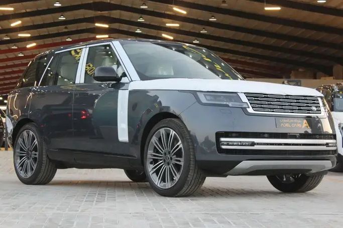 Новый Land Rover Range Rover P530 MHEV V (L460), 4.4 л, 2026 в Саудовская Аравия, Эр-Рияд от Adel Cars شركة عادل لسيارات Серый цвет. Other | AUTO.AE | Объявление #248328