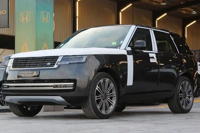 Новый Land Rover Range Rover P530 MHEV V (L460), 4.4 л, 2025 в Саудовская Аравия, Эр-Рияд от Adel Cars شركة عادل لسيارات Серый цвет. Other | AUTO.AE | Объявление #248359