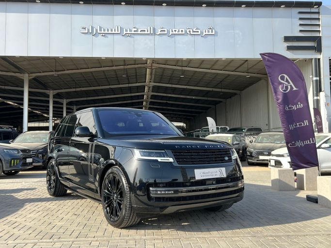 Used Land Rover Range Rover P360 MHEV V (L460), 3.0 l, 2022 in Saudi Arabia, Riyadh by Al Sughayyir Cars الصغير للسيارات, Black color.  | AUTO.AE | Listing #254329
