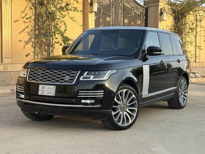 مستعملة Land Rover Range Rover P510 رابعاً, 5.0 l, 2015 في في المملكة العربية السعودية, الرياض من Sharyan Al Asimah معرض شريان العاصمة للسيارات، اللون أسود. مواصفات الخليج | AUTO.AE | إعلان #263296