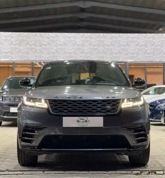 Подержанный Land Rover Range Rover Velar P250 I, 2.0 л, 2018 в Саудовская Аравия, Эр-Рияд от First Top One Cars معرض فيرست توب ون للسيارات Серый цвет.  | AUTO.AE | Объявление #261162