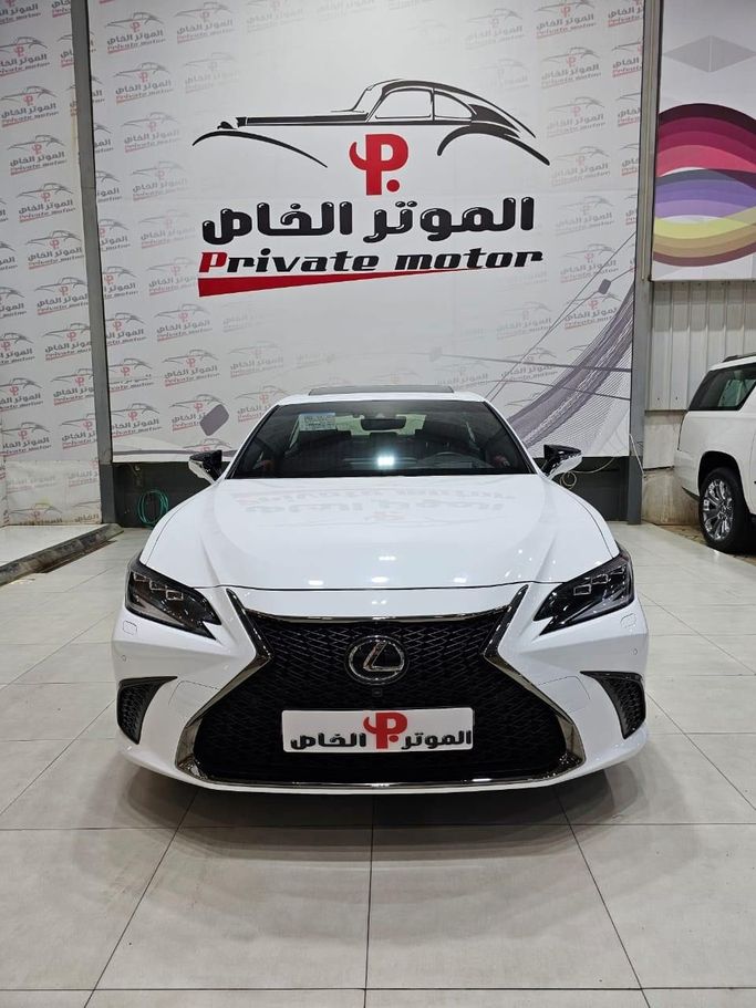 Новый Lexus ES 350 VII (XZ10) Рестайлинг, 3.5 л, 2023 в Саудовская Аравия, Эр-Рияд от Private Motor شركة الموتر الخاص للسيارات Белый цвет.  | AUTO.AE | Объявление #248537