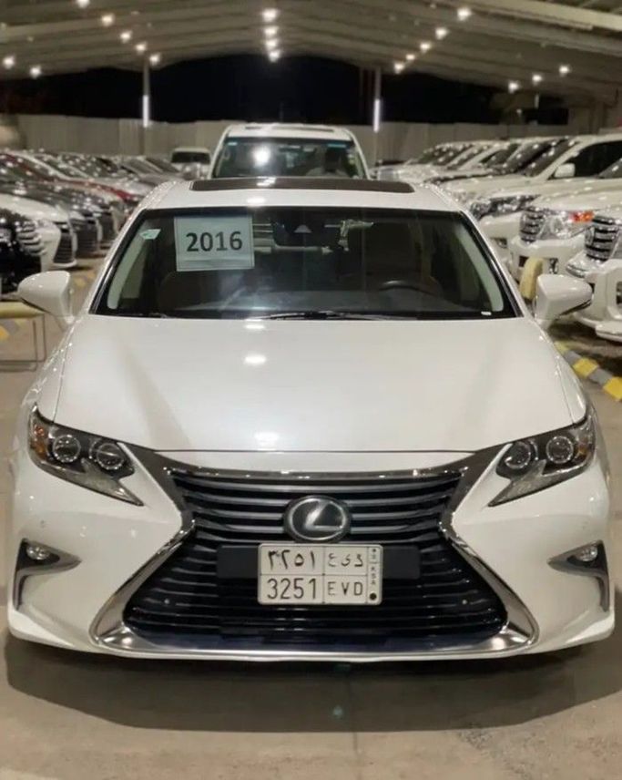 مستعملة Lexus ES 350 فيس ليفت السادس, 3.5 l, 2016 في في المملكة العربية السعودية, الرياض من Fal Al Khair فال الخير، اللون أبيض. أخرى | AUTO.AE | إعلان #260021