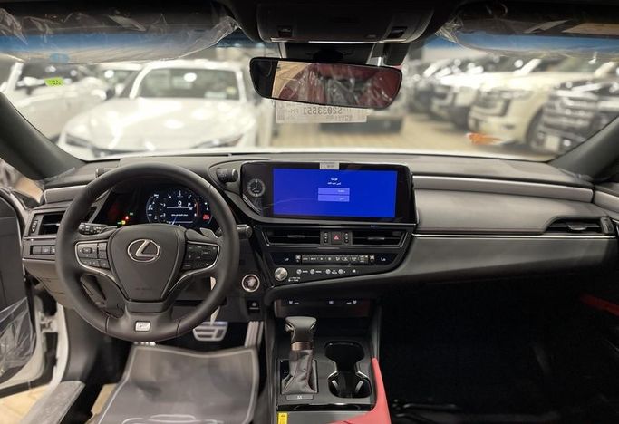 Новый Lexus ES 350 VII (XZ10) Рестайлинг, 3.5 л, 2025 в Саудовская Аравия, Эр-Рияд от Auto City أوتو سيتي Белый цвет.  | AUTO.AE | Объявление #296440 — фото 11 из 11