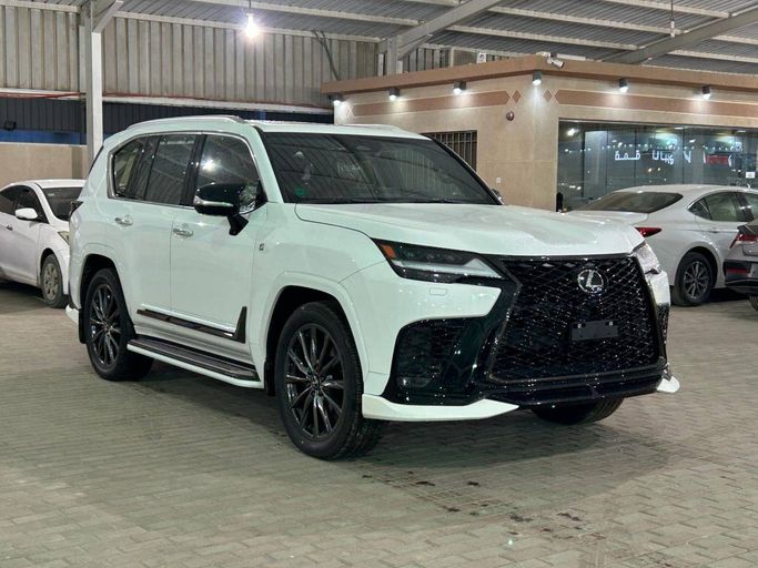 جديدة Lexus LX 600 رابعاً, 3.4 l, 2025 في في المملكة العربية السعودية, الرياض من Al Saadi معرض عبيد السعدي، اللون أبيض. مواصفات الخليج | AUTO.AE | إعلان #244643
