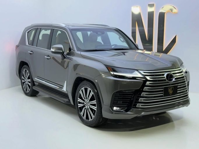 مستعملة Lexus LX 600 رابعاً, 3.4 l, 2025 في في المملكة العربية السعودية, الرياض من Black Car ، اللون رمادي. مواصفات الخليج | AUTO.AE | إعلان #255876