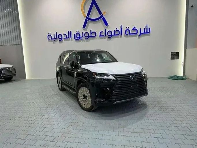 جديدة Lexus LX 600 رابعاً, 3.4 l, 2026 في في المملكة العربية السعودية, الرياض من معرض اضواء طويق للسيارات Adwa Tuwiq، اللون أسود. مواصفات الخليج | AUTO.AE | إعلان #256178