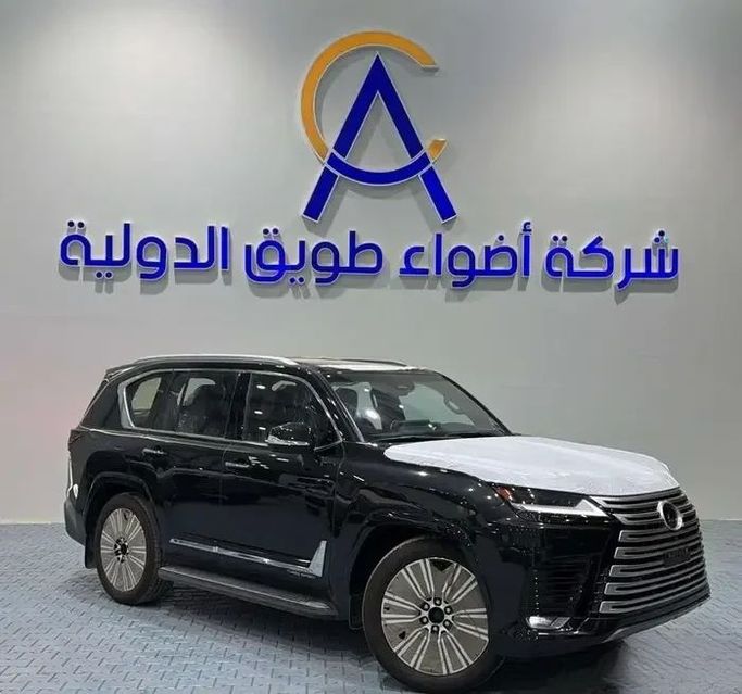 جديدة Lexus LX 600 رابعاً, 3.4 l, 2026 في في المملكة العربية السعودية, الرياض من معرض اضواء طويق للسيارات Adwa Tuwiq، اللون أسود. مواصفات الخليج | AUTO.AE | إعلان #256195