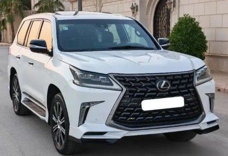 Подержанный Lexus LX 570 III Рестайлинг 2, 5.7 л, 2018 в Саудовская Аравия, Эр-Рияд от Al Jaidi الجعيدي للسيارات Белый цвет. GCC | AUTO.AE | Объявление #267466