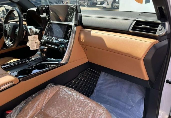 Подержанный Lexus LX 600 IV, 3.4 л, 2025 в Саудовская Аравия, Эр-Рияд от Al Shukh شركة معرض الشيوخ للسيارات Белый цвет.  | AUTO.AE | Объявление #296218 — фото 16 из 16