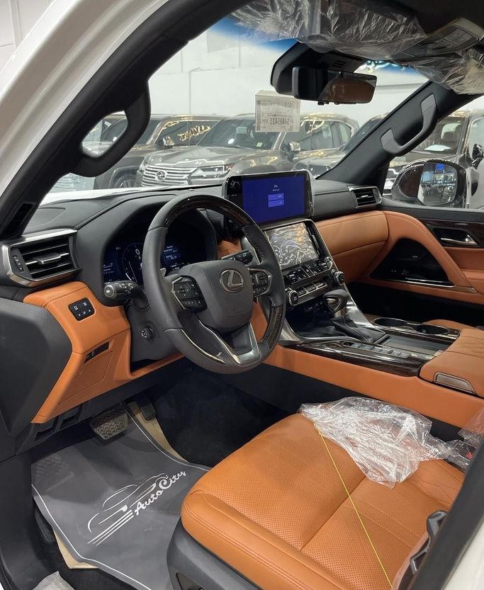 Новый Lexus LX 600 IV, 3.4 л, 2025 в Саудовская Аравия, Эр-Рияд от Auto City أوتو سيتي Белый цвет.  | AUTO.AE | Объявление #296435 — фото 7 из 15
