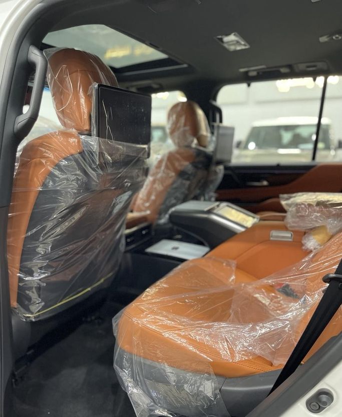 Новый Lexus LX 600 IV, 3.4 л, 2025 в Саудовская Аравия, Эр-Рияд от Auto City أوتو سيتي Белый цвет.  | AUTO.AE | Объявление #296435 — фото 8 из 15