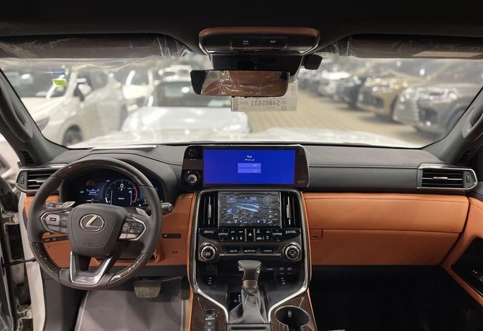 Новый Lexus LX 600 IV, 3.4 л, 2025 в Саудовская Аравия, Эр-Рияд от Auto City أوتو سيتي Белый цвет.  | AUTO.AE | Объявление #296435 — фото 15 из 15