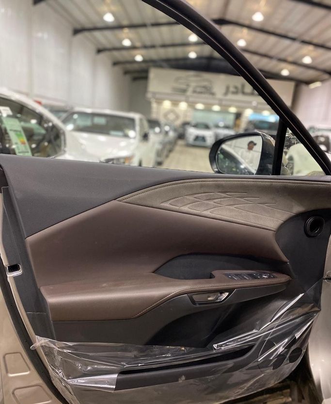جديدة Lexus RX 350 V، 2.4 لتر، 2026 في المملكة العربية السعودية، الرياض من Auto City أوتو سيتي، اللون برونزي.  | AUTO.AE | إعلان #296430 — صورة 10 من 12