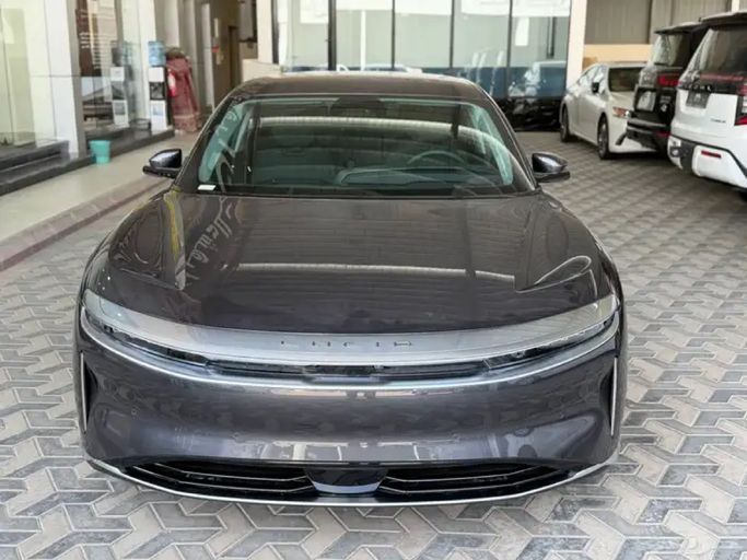 جديدة ⁦Lucid Air، 2026⁩ في في المملكة العربية السعودية, الرياض من Bilad Shahran معرض بلاد شهران، اللون رمادي.  | AUTO.AE | إعلان #288593