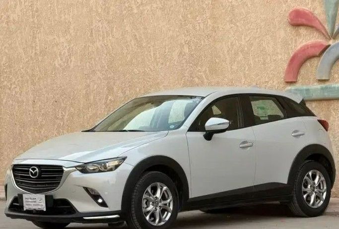 Used Mazda CX-3 I Facelift, 2.0 l, 2023 in Saudi Arabia, Riyadh by Barakat Al Markabat Cars معرض بركة المركبات للسيارات, Silver color. GCC Specs | AUTO.AE | Listing #260458